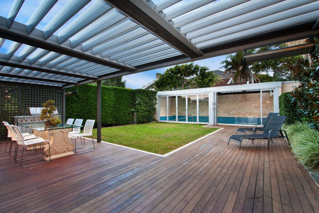 Pergola La Rochelle